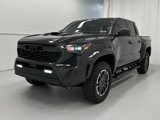 Used 2025 Toyota Tacoma TRD Sport image 4