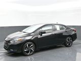 Used 2024 Nissan Versa SR image 2