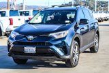 Used 2018 Toyota RAV4 LE image 3