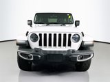 Used 2018 Jeep Wrangler Unlimited Sahara image 2