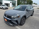 Certified 2022 Volkswagen Taos SE w/ IQ.Drive SE Package image 3