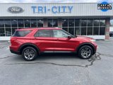 Used 2024 Ford Explorer XLT w/ Equipment Group 202A image 5