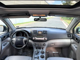 Used 2010 Toyota Highlander SE image 4