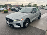Used 2025 Volvo S60 B5 Core image 4