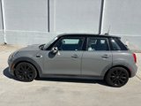 Used 2015 MINI Cooper 4-Door Hardtop image 2