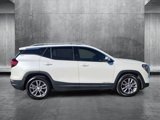 Used 2022 GMC Terrain SLT w/ Infotainment Package II image 4