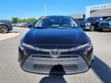 Used 2023 Toyota Corolla LE image 2