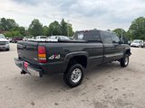 Used 2004 GMC Sierra 2500 SLE w/ Skid Plate Package image 6