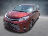 Used 2018 Toyota Sienna XLE Premium image 3