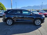 Used 2022 Ford Edge Titanium image 2