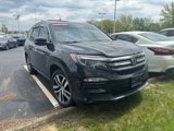 Used 2017 Honda Pilot Touring image 2