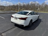 Used 2022 Nissan Altima 2.5 SR image 3