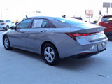 Used 2023 Hyundai Elantra SE w/ Cargo Package image 4