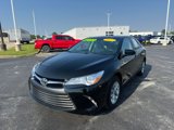 Used 2017 Toyota Camry LE image 2