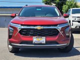 New 2025 Chevrolet Trax LT w/ Sunroof Package image 2