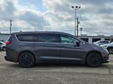 Used 2020 Chrysler Voyager L image 4