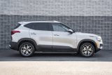 Used 2021 Kia Seltos EX image 3