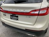 Used 2016 Lincoln MKX Reserve w/ Climate Package image 4