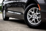Used 2022 Chrysler Pacifica Touring-L image 2