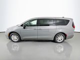 New 2025 Chrysler Pacifica Select image 4