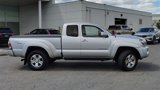 Used 2011 Toyota Tacoma 4x4 Access Cab V6 image 2