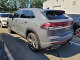 Used 2024 Volkswagen Atlas Cross Sport SEL R-Line image 5