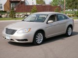 Used 2013 Chrysler 200 Touring image 3
