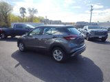 Used 2022 Nissan Kicks S image 6