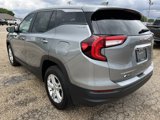 Used 2024 GMC Terrain SLE image 3