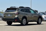 Used 2021 Subaru Outback Premium image 5