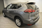 Used 2020 Nissan Rogue SV image 3