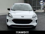 Used 2022 Ford Escape SE image 3