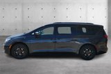 Used 2021 Chrysler Pacifica Limited w/ Uconnect Theater Family Group image 6
