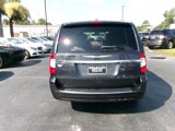 Used 2014 Chrysler Town & Country Touring image 4