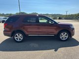 Used 2016 Ford Explorer XLT w/ Equipment Group 201A image 5