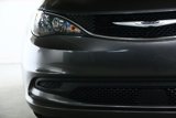Used 2021 Chrysler Voyager Lxi image 2