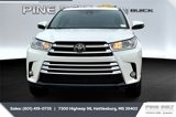 Used 2019 Toyota Highlander XLE image 3