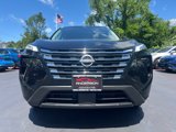 Used 2024 Nissan Rogue SV w/ SV Premium Package image 4
