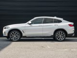 Used 2022 BMW X4 xDrive30i w/ Premium Package image 2