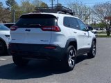 Used 2018 Jeep Cherokee Trailhawk image 3