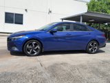 Used 2023 Hyundai Elantra Limited image 3
