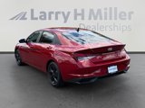 Used 2023 Hyundai Elantra SEL image 3