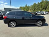 Used 2018 Nissan Pathfinder S image 3