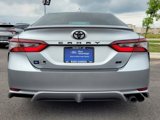 Used 2022 Toyota Camry SE image 5