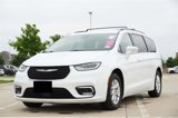 Used 2022 Chrysler Pacifica Touring-L image 3