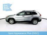 Used 2017 Jeep Cherokee Sport image 4