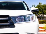 Certified 2018 Toyota Highlander SE image 4