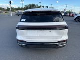 New 2025 Lincoln Nautilus Premier image 4