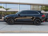 Used 2014 Porsche Cayenne S image 2