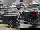 Used 2025 Cadillac Escalade ESV V image 5